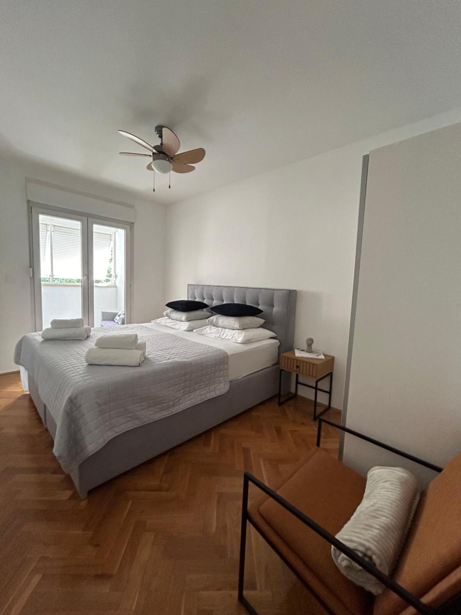 Laura Apartment